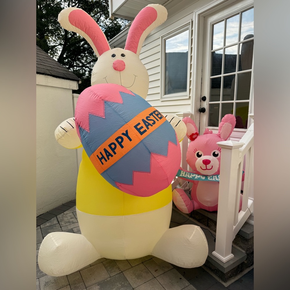 Set Of 2 Easter Bunny Outdoor Inflatable Airblown 8ft &â 4ft